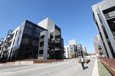 海淀區舊天壇家具廠華麗轉身，智能辦公新地標“金隅·智造工廠”崛起